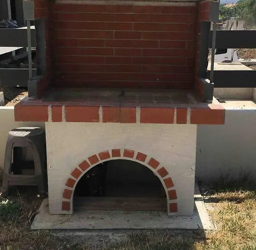 Town House - Ocean View Νικήτη