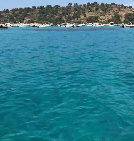 Town House - Ocean View نيكيتي